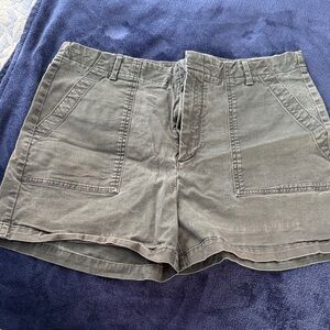 Banana Republic Olive Utility Pocket Shorts